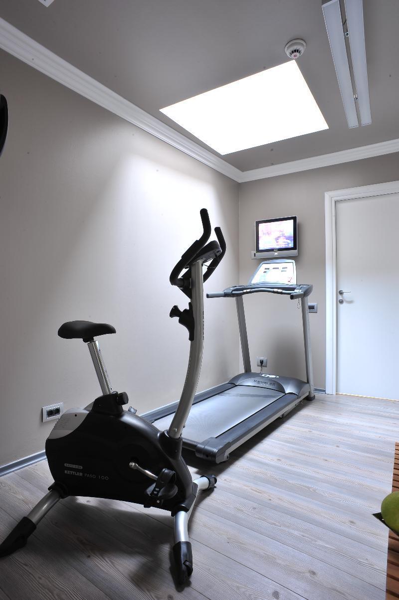 Hotel Boutique Vila Arte Букурещ Екстериор снимка